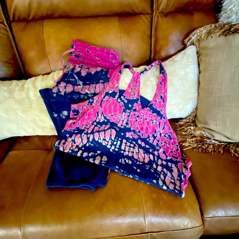 Capri two pc fitness set